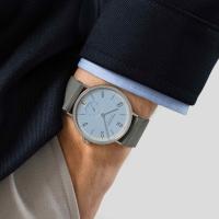 Tangente 38 Datum Frostblau 